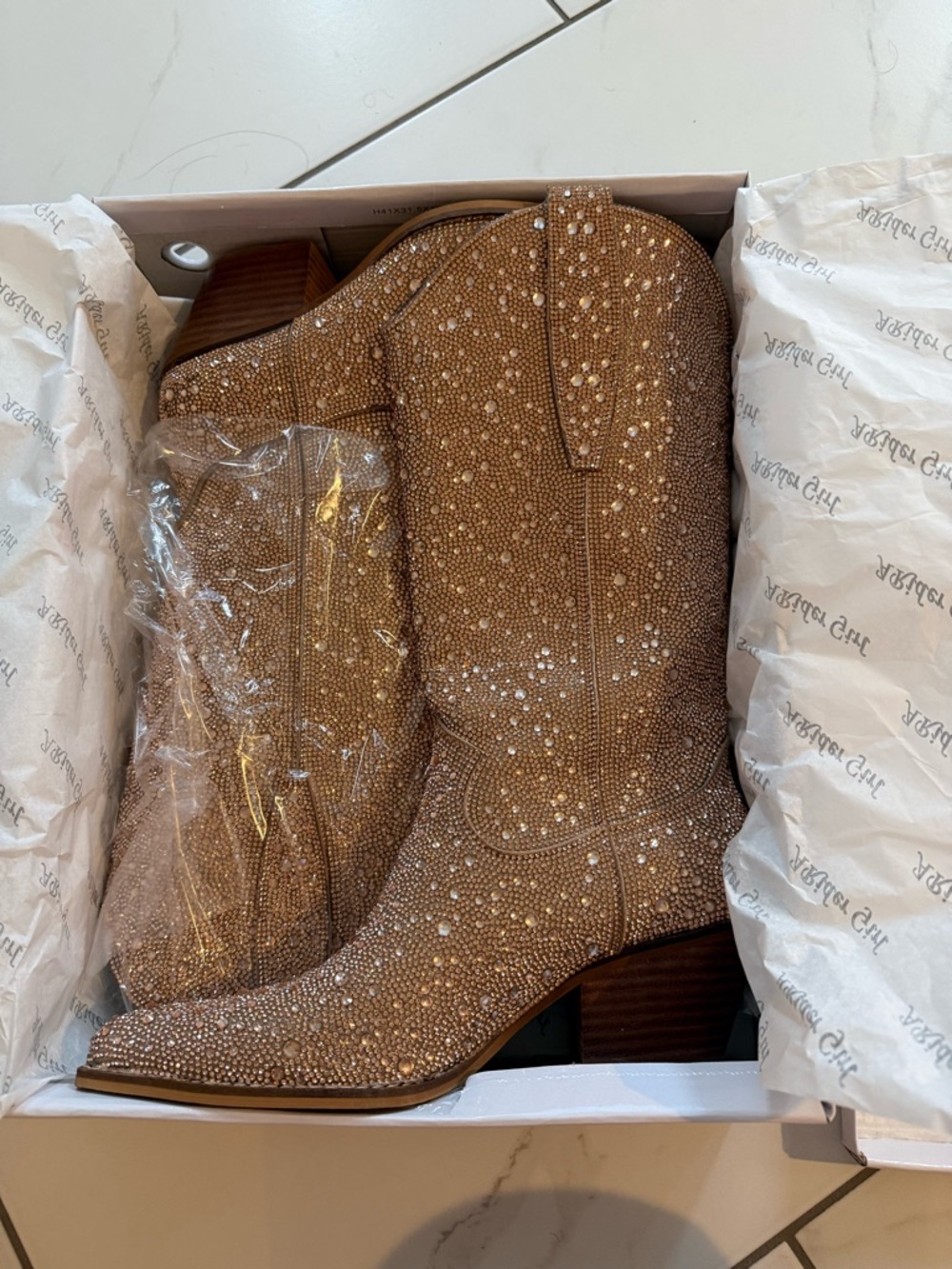 NIB Dusty Rose Rhinestone Boots